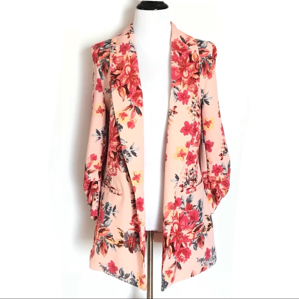 Peach floral spring super cute blazer